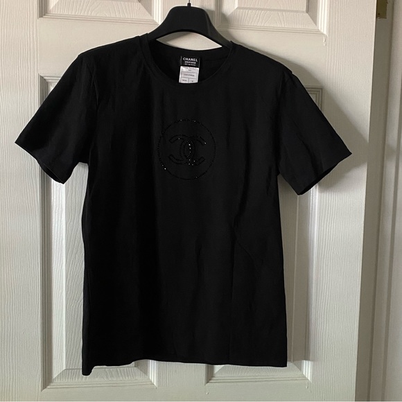 Chanel Tee - Picture 3 of 7